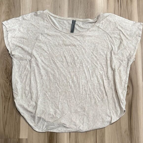 Anthropologie Tan Short Sleeve Shirt Women’s Small - Picture 1 of 3